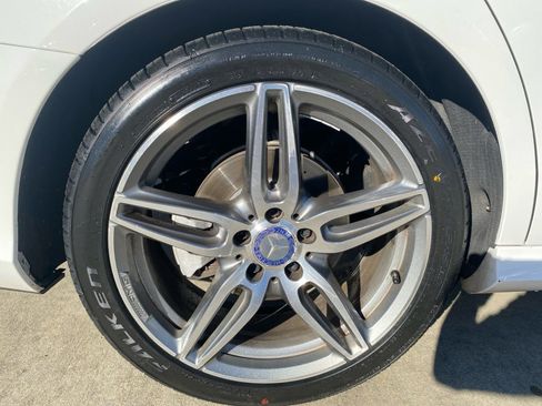 Used 2017 Mercedes-Benz E 300 w/ Premium 1 Package image 25