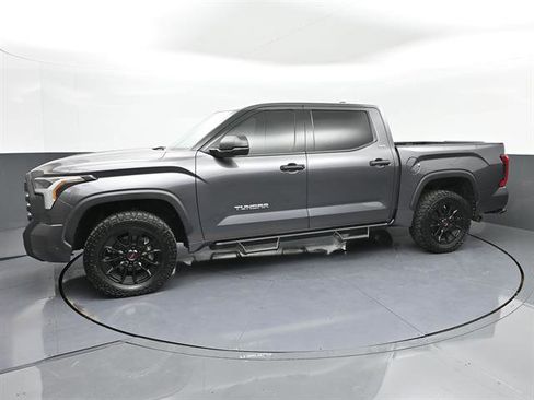 Certified 2022 Toyota Tundra SR5 image 30