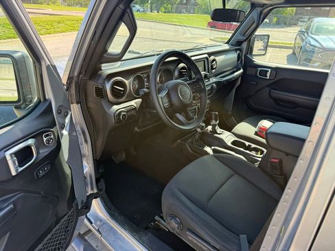 Used 2020 Jeep Wrangler Unlimited Sport S AWD/4WD image 8