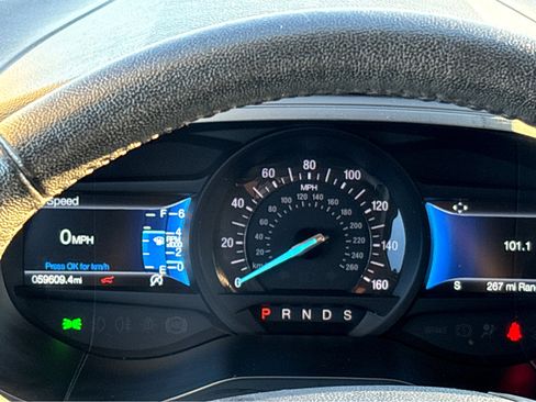 Used 2024 Ford Edge SEL image 4