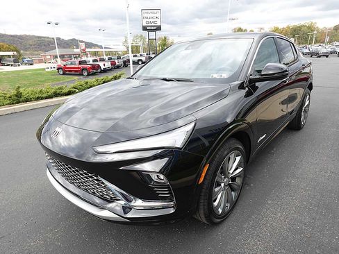 New 2026 Buick Envista Avenir FWD image 7