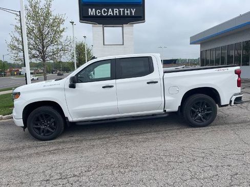 New 2025 Chevrolet Silverado 1500 Custom image 2