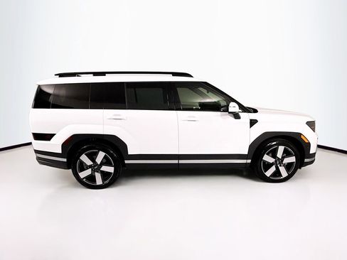 Used 2024 Hyundai Santa Fe Limited FWD image 4