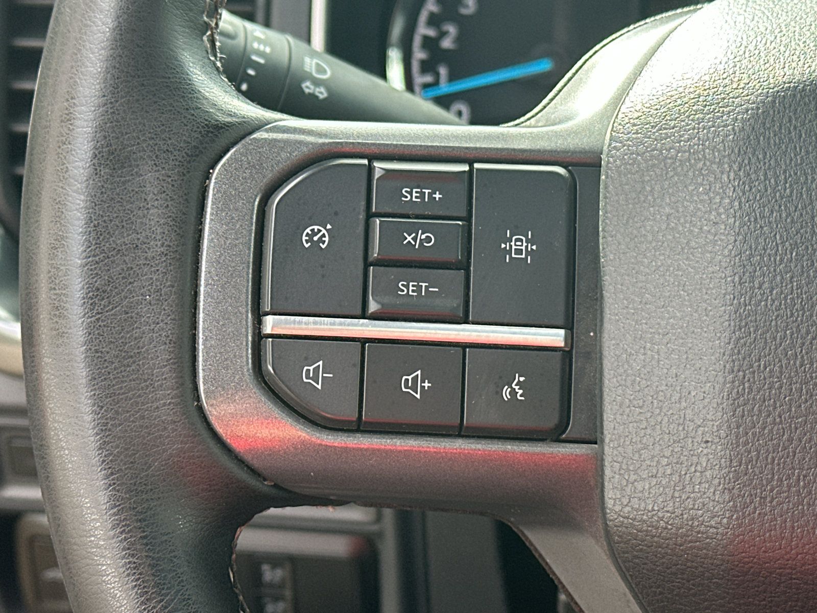 Used 2023 Ford F150 XLT w/ Equipment Group 302A High AWD/4WD image 19