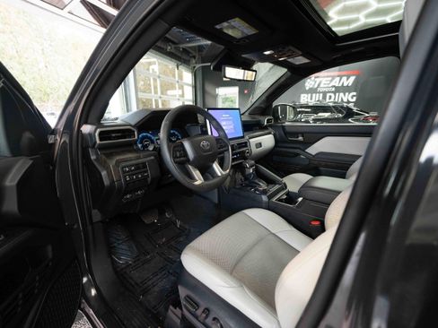 Used 2024 Toyota Tacoma Limited image 8