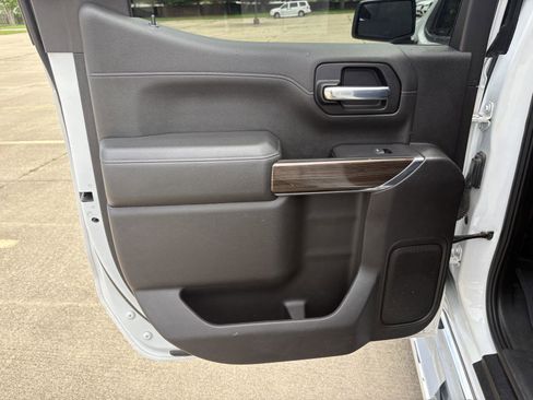 Used 2019 Chevrolet Silverado 1500 RST AWD/4WD image 13