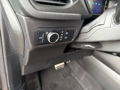 Used 2024 Ford Escape ST-Line w/ Tech Pack #1 AWD/4WD image 9