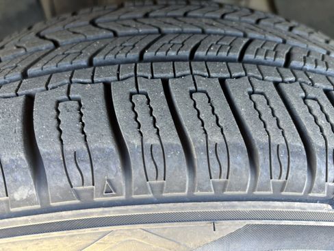 Used 2020 Hyundai Santa Fe Limited image 12