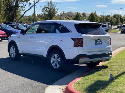 New 2026 Kia Sorento LX image 5