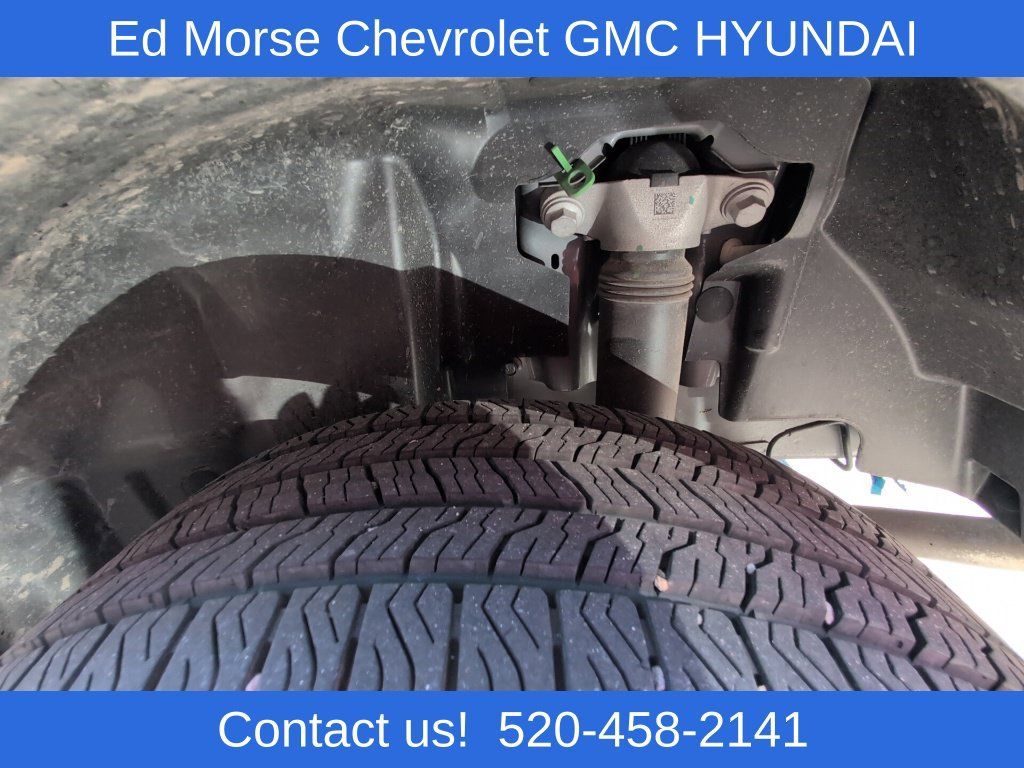 Used 2025 Ford Maverick Lariat w/ 4K Tow Package AWD/4WD image 16
