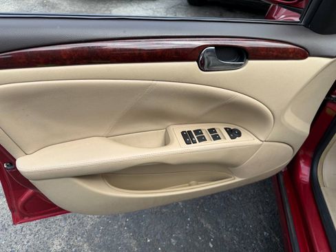 Used 2010 Buick Lucerne CX w/ CX Premium Appearance Package FWD image 17