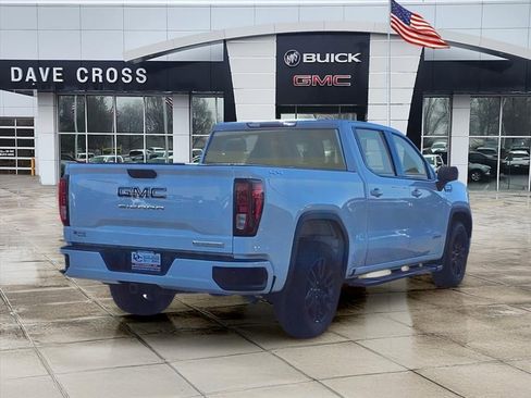 Used 2022 GMC Sierra 1500 Elevation w/ LPO, Elevation Black Package image 5