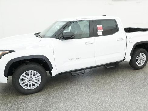 New 2026 Toyota Tundra SR5 AWD/4WD image 11