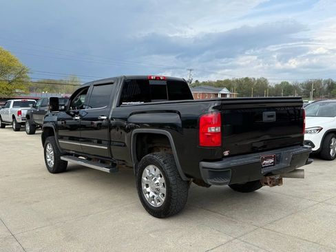 Used 2016 GMC Sierra 2500 Denali w/ Duramax Plus Package AWD/4WD image 5
