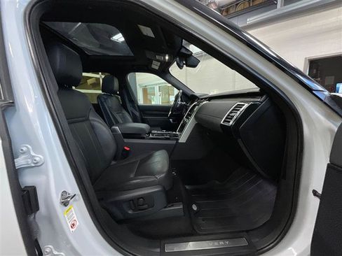 Used 2019 Land Rover Discovery HSE AWD/4WD image 35