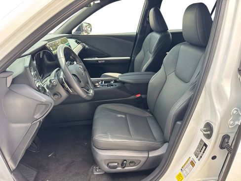 Certified 2025 Lexus TX 350 AWD w/ Technology Package image 23