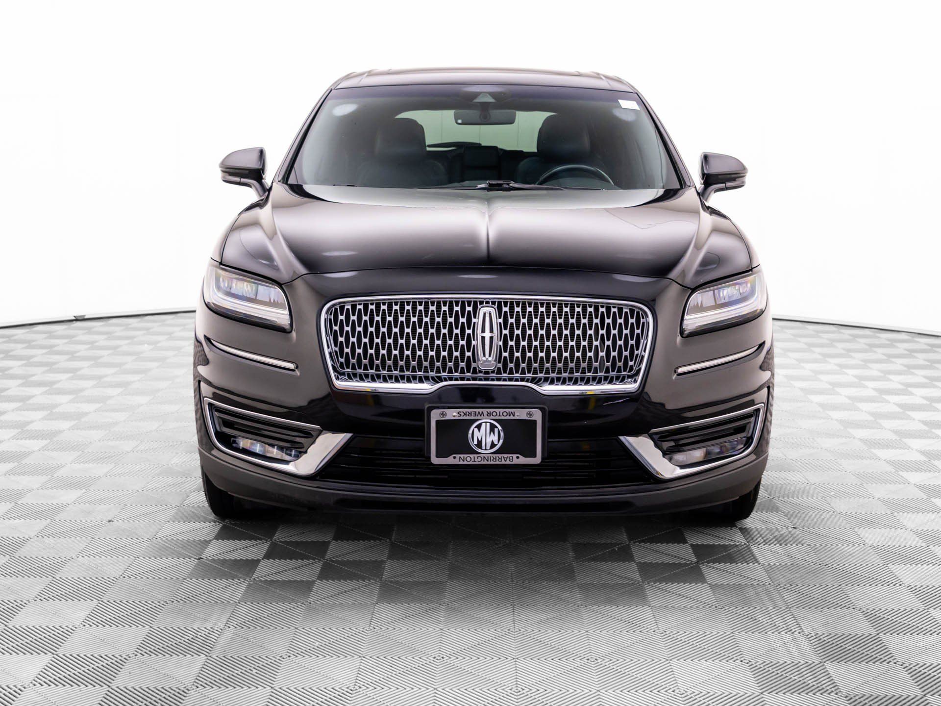 Used 2019 Lincoln Nautilus Select AWD/4WD image 9