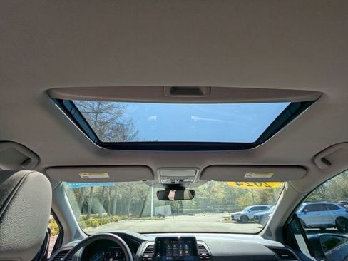 Certified 2024 Honda Odyssey EX-L image 17