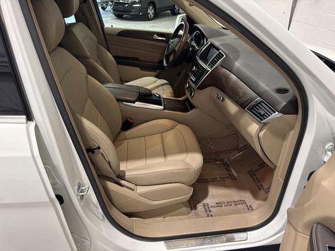 Used 2015 Mercedes-Benz ML 350 4MATIC image 52