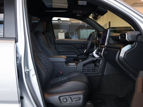 Used 2026 Toyota 4Runner TRD Off-Road Premium w/ Tow Technology Package AWD/4WD image 9