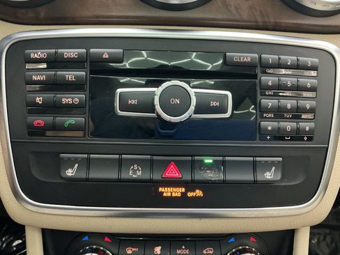 Used 2015 Mercedes-Benz GLA 250 w/ Premium Package image 36