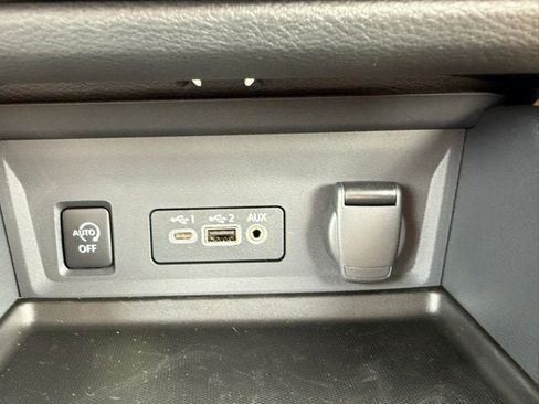 New 2025 Nissan Sentra SV w/ SV Premium Package image 27