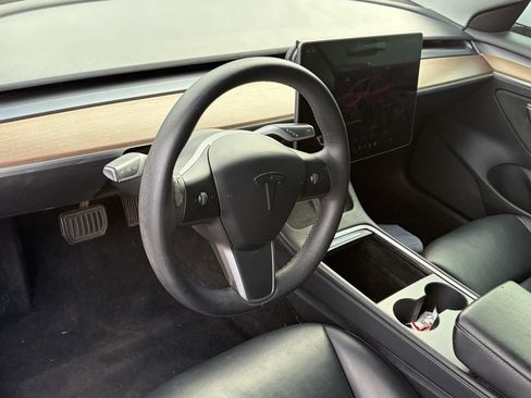 Used 2023 Tesla Model 3 Standard Range RWD image 7