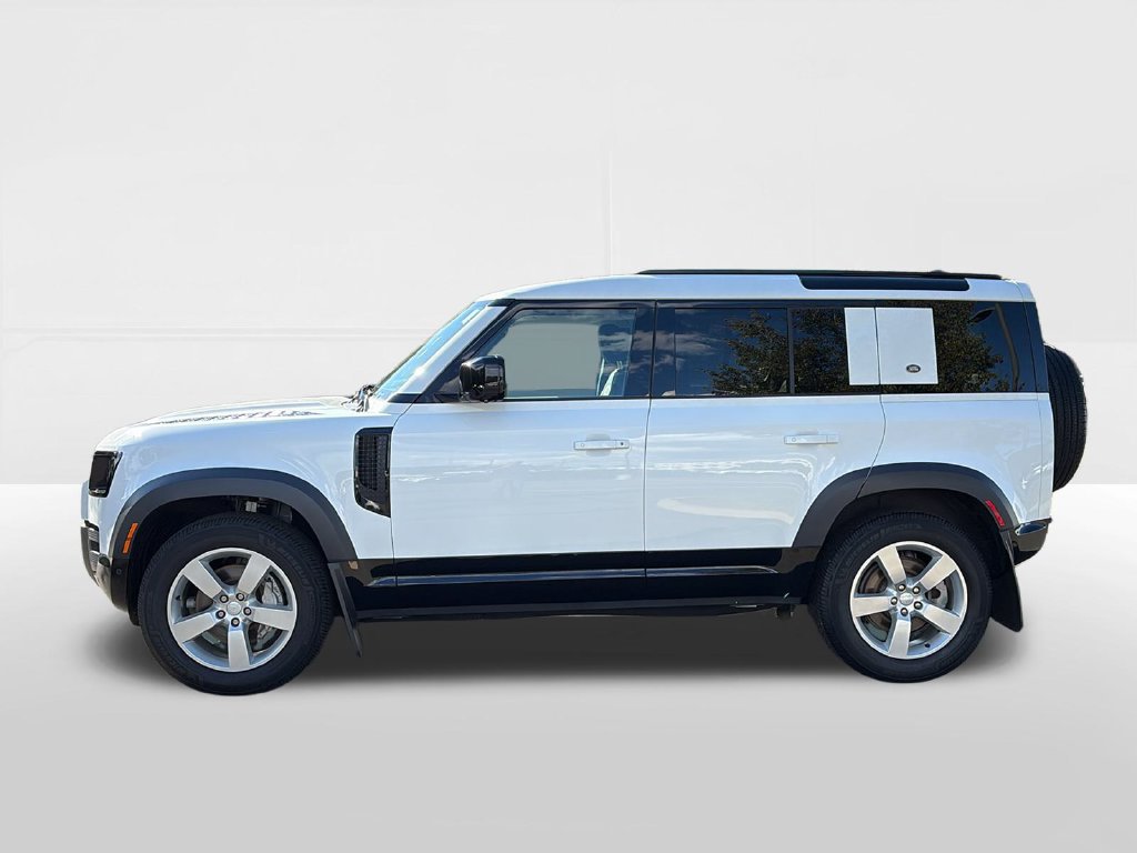 Used 2023 Land Rover Defender 110 X-Dynamic SE AWD/4WD image 8