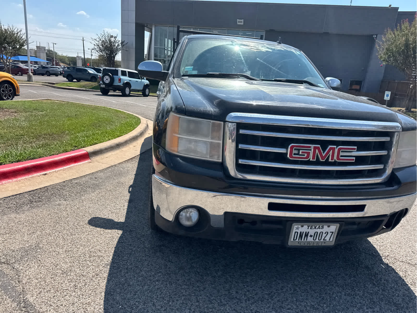 Used 2013 GMC Sierra 1500 SLE RWD image 2