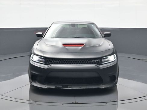 Used 2018 Dodge Charger SRT Hellcat w/ Harman/Kardon Audio Group image 2