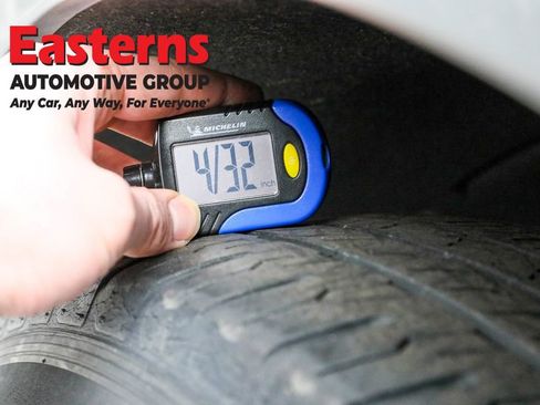 Used 2023 Chevrolet Equinox LT image 27