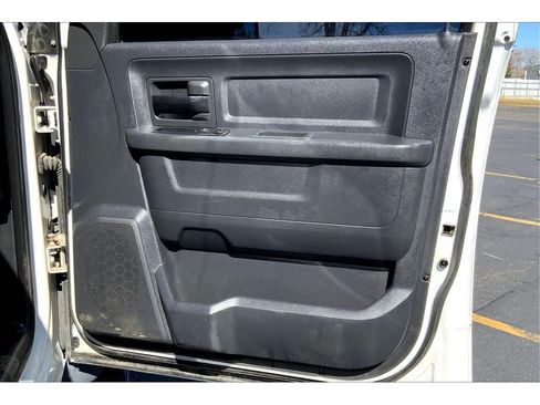 Used 2011 RAM 4500 4x4 Crew Cab w/ ST Decor Group image 23
