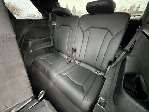 Used 2023 Audi Q7 3.0T Premium Plus w/ Premium Plus Package image 21
