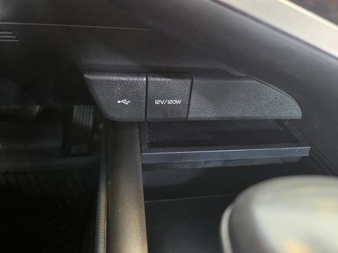 Used 2023 Toyota Camry SE FWD image 36