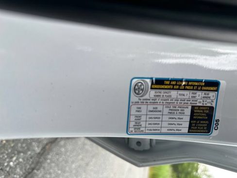 Certified 2025 Hyundai Palisade Limited AWD/4WD image 31