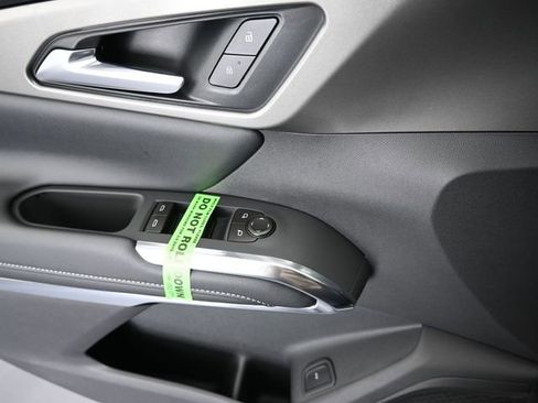 New 2026 Chevrolet Traverse LT w/ LPO, Floor Liner Package image 34