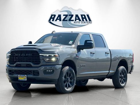 New 2026 RAM 2500 Laramie AWD/4WD image 7