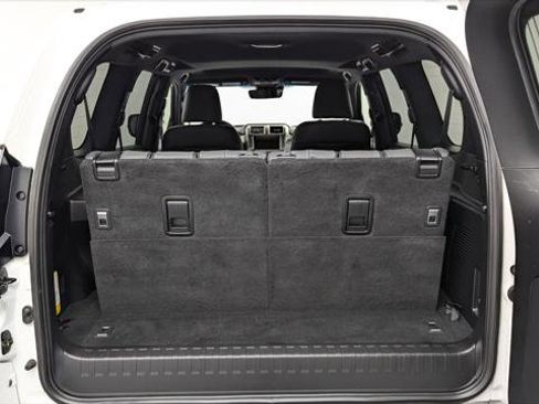 Used 2020 Lexus GX 460 Premium image 19