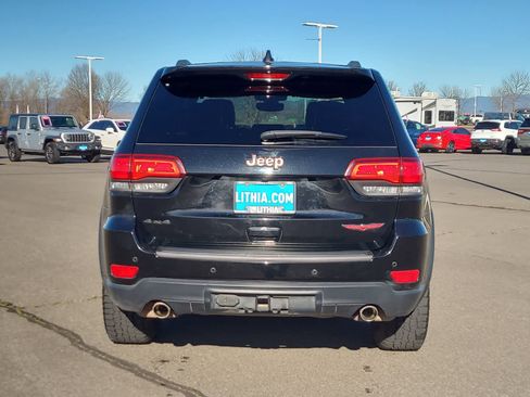Used 2020 Jeep Grand Cherokee Trailhawk image 13