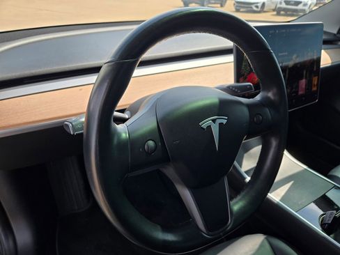 Used 2018 Tesla Model 3 Long Range AWD/4WD image 9