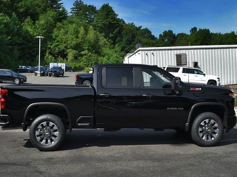 New 2026 Chevrolet Silverado 2500 Custom w/ Custom Convenience Package AWD/4WD image 6