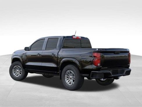 New 2026 Chevrolet Colorado LT w/ LT Convenience Package AWD/4WD image 3