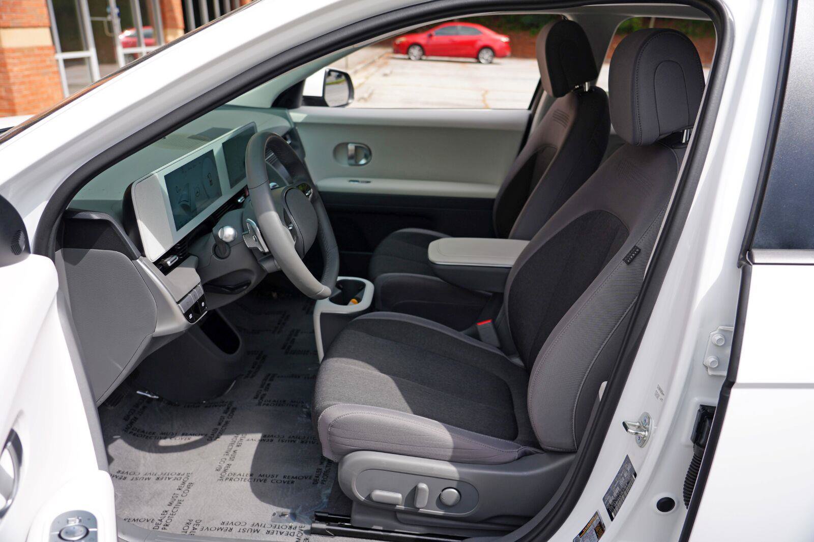 Used 2024 Hyundai Ioniq 5 SEL RWD image 16