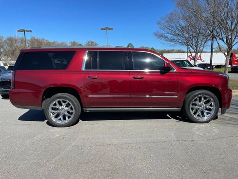 Used 2019 GMC Yukon XL Denali w/ Denali Ultimate Package image 9