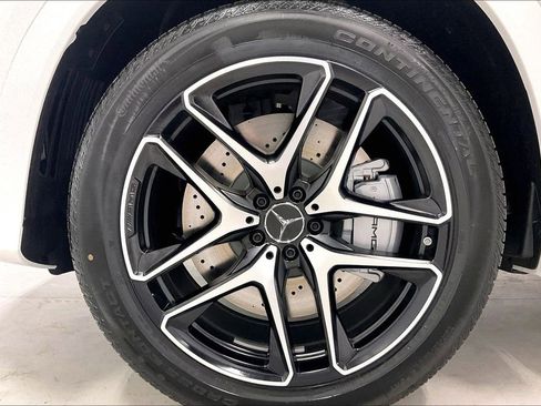 New 2026 Mercedes-Benz GLE 53 AMG 4MATIC Coupe image 11