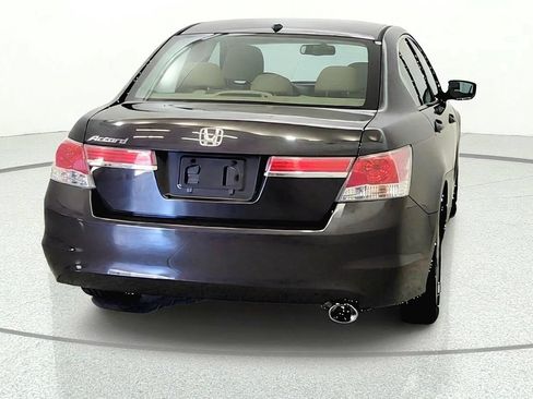 Used 2011 Honda Accord EX-L image 5
