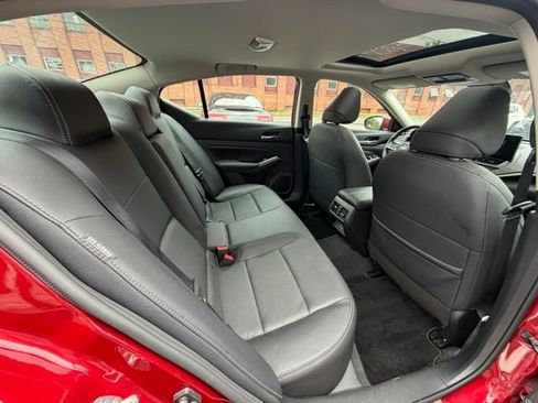 Used 2023 Nissan Altima 2.5 SL AWD/4WD image 14