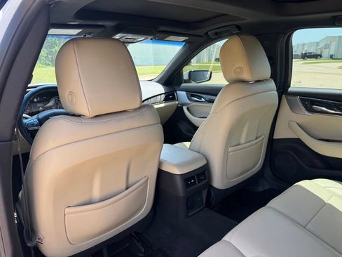 Used 2023 Cadillac CT5 Luxury AWD/4WD image 8
