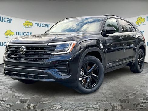 New 2026 Volkswagen Atlas Cross Sport SEL R-Line image 4