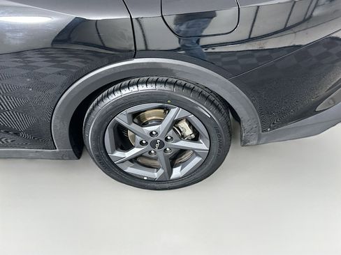 Used 2025 Kia K4 FWD image 11